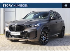 BMW X5 - xDrive50e M Sport Automaat / Panoramadak / Parking Assistant Professional / Comfortstoelen