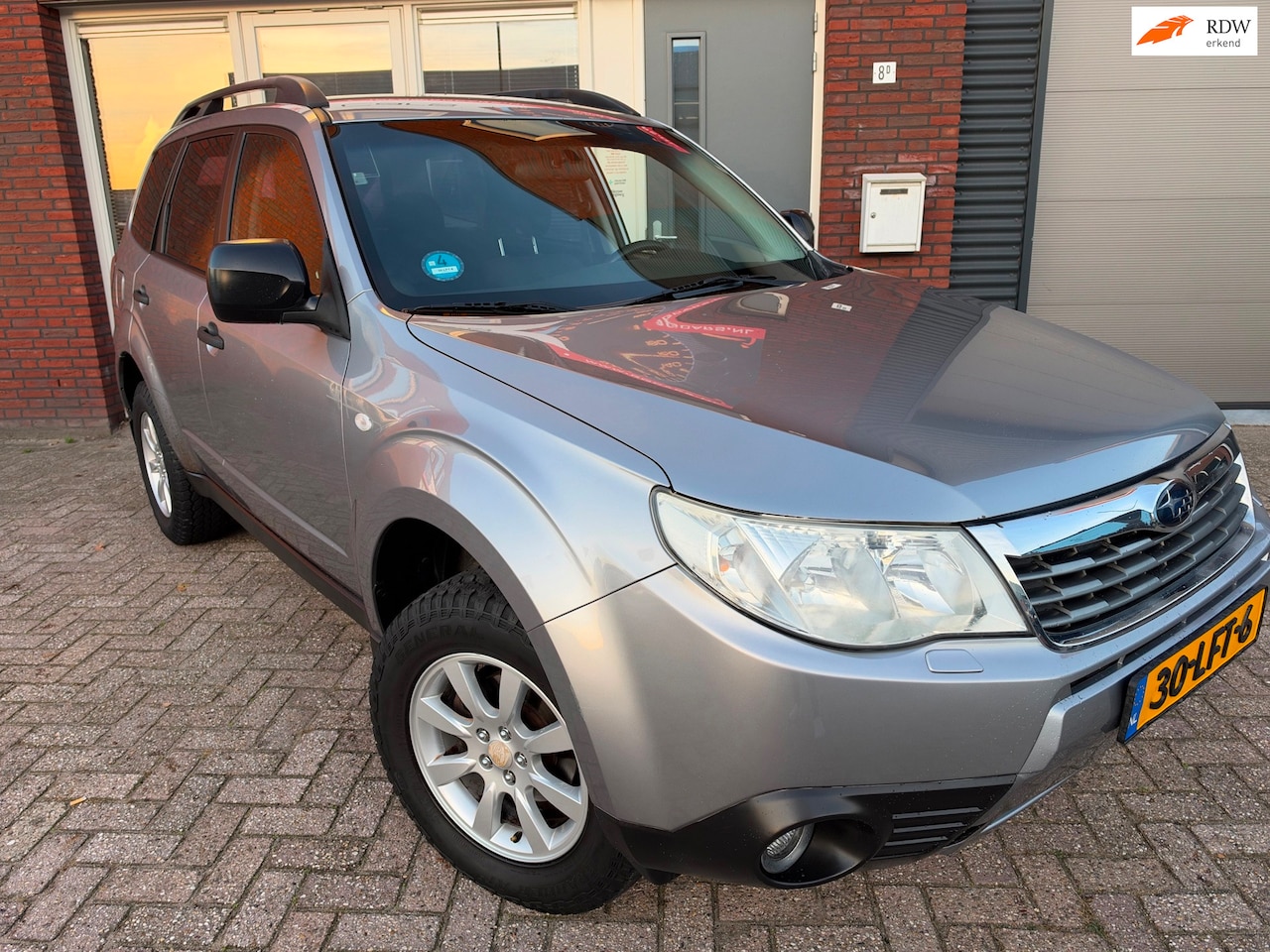 Subaru Forester - 2.0 Comfort 4WD / Clima / Stoelverw / NAP - AutoWereld.nl