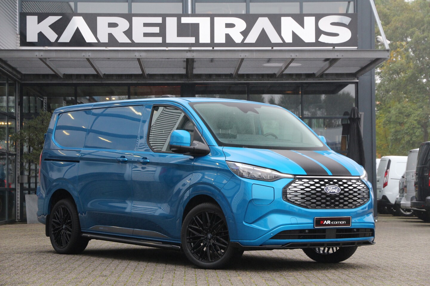 Ford Transit Custom - E-Transit 65kWh 136PK | | 330KM WLTP | KAR-edition | Camera | Cruise | Clima.. - AutoWereld.nl