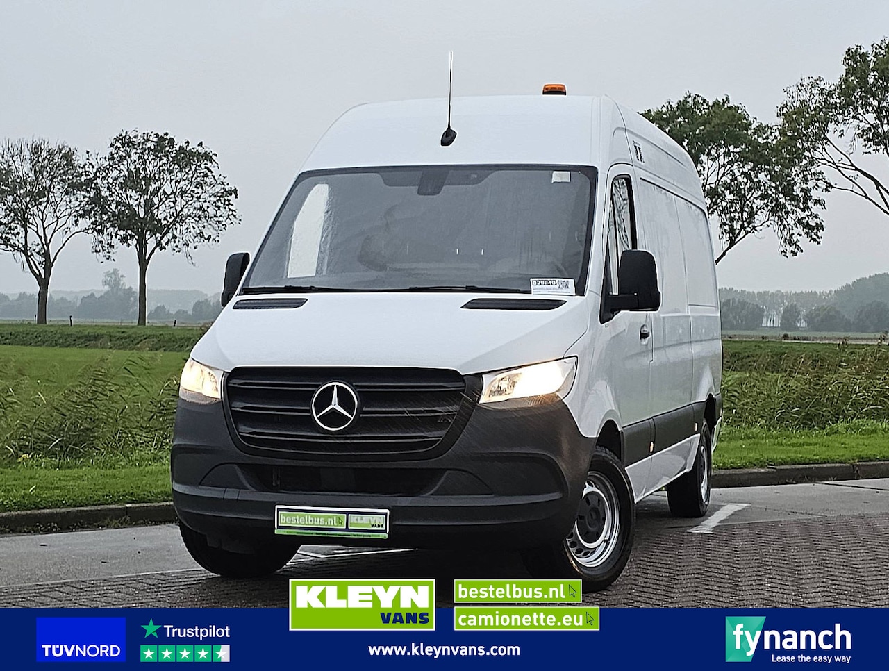 Mercedes-Benz Sprinter - 315 L2H2 Wp-Inrichting Mbux Airco Euro6 150Pk Camera Achterwielaandrijving Carplay 3-Zits! - AutoWereld.nl