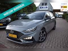 Hyundai i30 - 120 PK T-GDi MHEV N-LINE AUTOM/CRUISE/NAVI/CARPLAY/AIRCO-ECC/XENON/CAMERA/PDC/BLUETOOTH/LM
