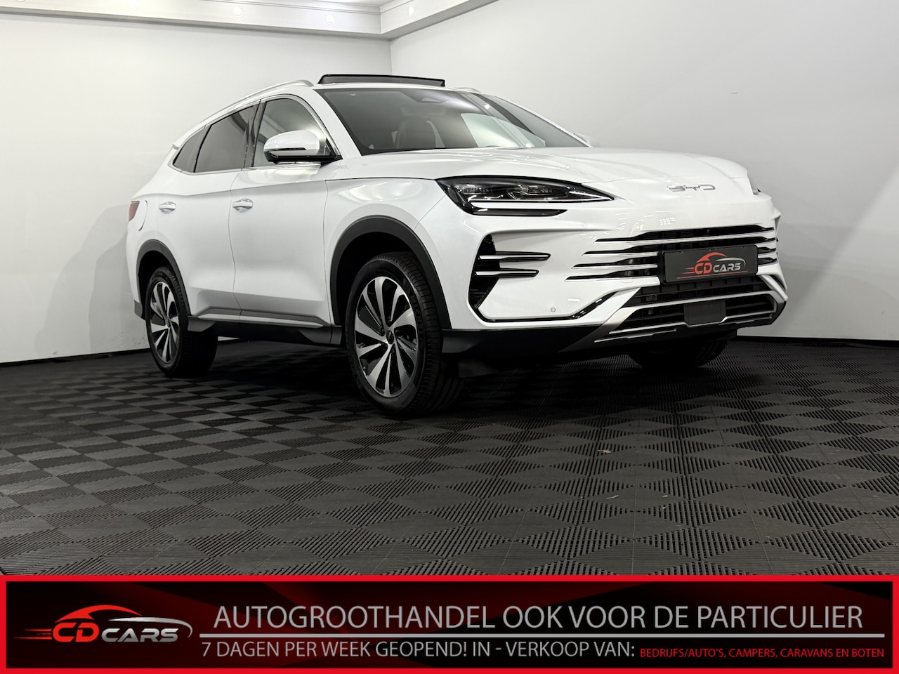 BYD Seal U - 1.5 DM-i FWD Boost 360 Camera, Pano, Leder, Navi, Infinity, Elektrische achterklep, Head-u - AutoWereld.nl