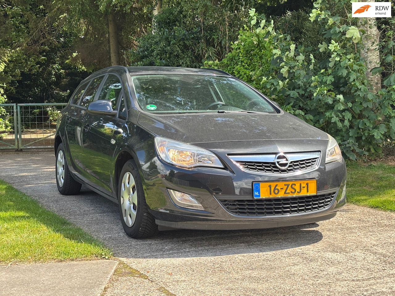 Opel Astra Sports Tourer - 1.4 Cosmo | Airco + Cruise control Nu € 2.975,- !!! - AutoWereld.nl