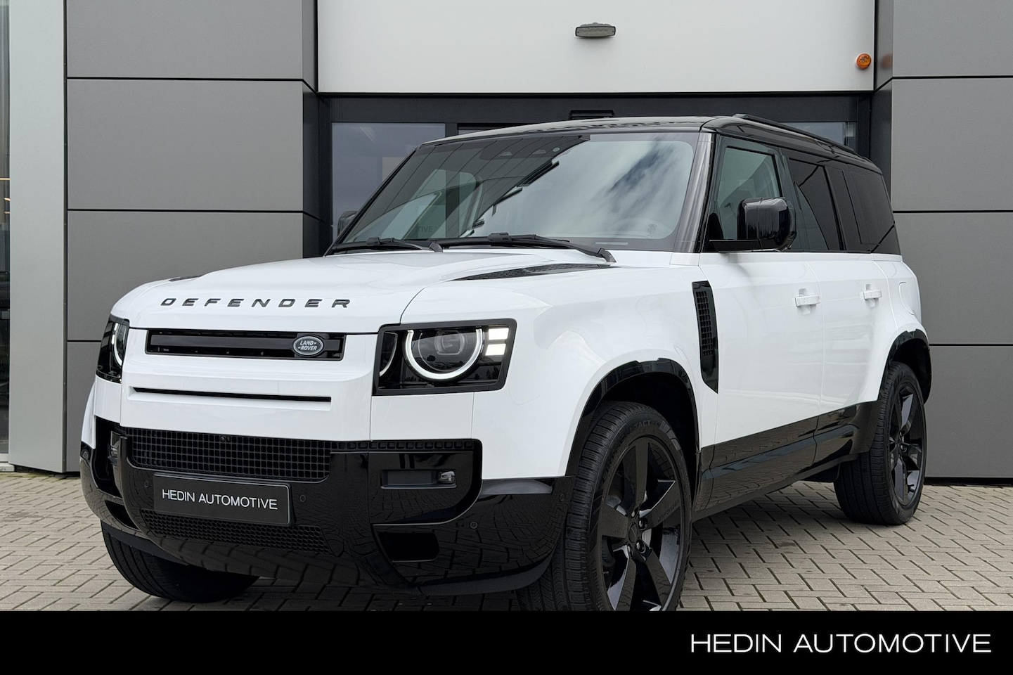 Land Rover Defender 110 - 2.0 P300e 110 X-Dynamic HSE | Technology Pack | Cold Climate Pack | Elektrische Trekhaak | - AutoWereld.nl
