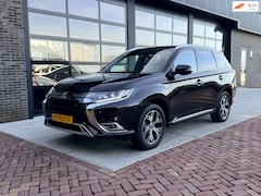 Mitsubishi Outlander - 2.4 PHEV S-Edition | Diamond leer | Camera | Keyless |