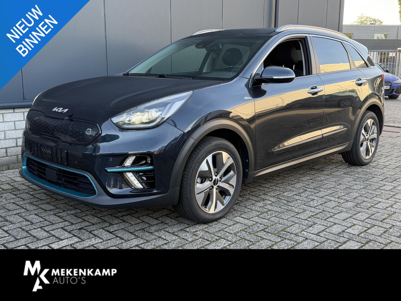 Kia e-Niro - ExecutiveLine 64 kWh 17"/SOH 100%/Leder + memory/Schuif-kanteldak/Stuur + stoelverwarming - AutoWereld.nl