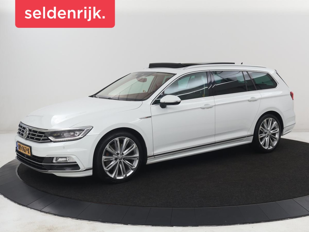 Volkswagen Passat Variant - 2.0 TSI 4Motion Highline HANDEL/EXPORT | Panoramadak | Trekhaak | Stoelverwarming | Climat - AutoWereld.nl