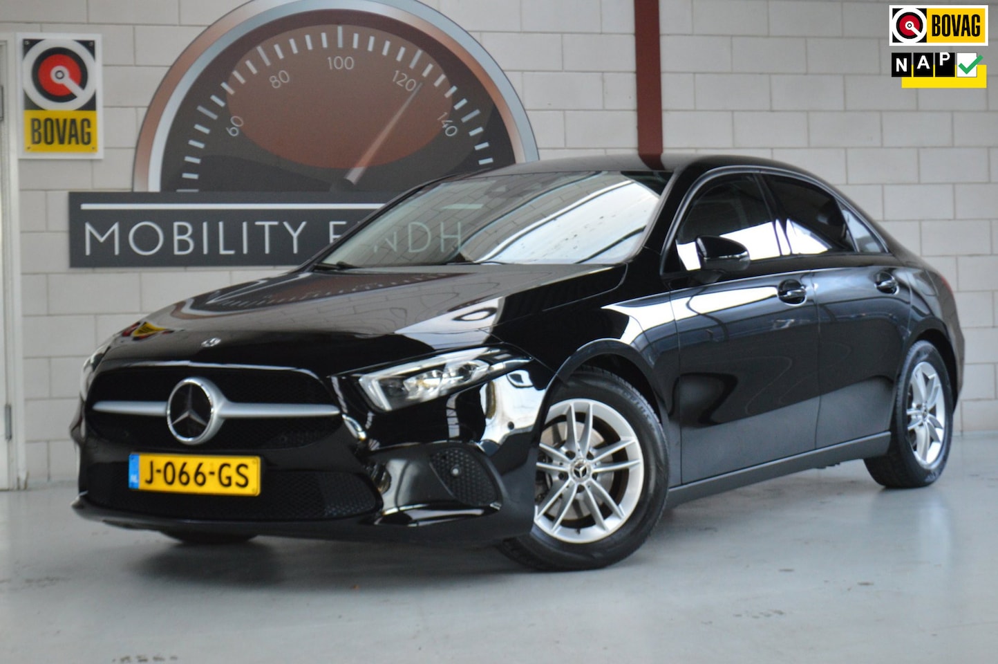 Mercedes-Benz A-klasse - 200 Buss. Solution, NL-AUTO, VEEL OPTIES, NIEUWSTAAT! - AutoWereld.nl