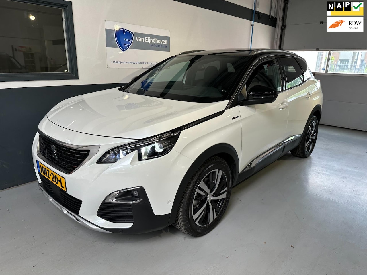Peugeot 3008 - 1.2 PureTech GT Line Navi|Pano|Led|Stoelverwarming/massage - AutoWereld.nl