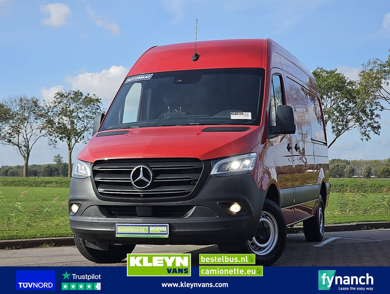 Mercedes-Benz Sprinter - 319 L2H2 RWD 3.5t-Trekhaak 2x Schuifdeur LED Mbux10 Distronic Automatische Airco 360 Grade - AutoWereld.nl