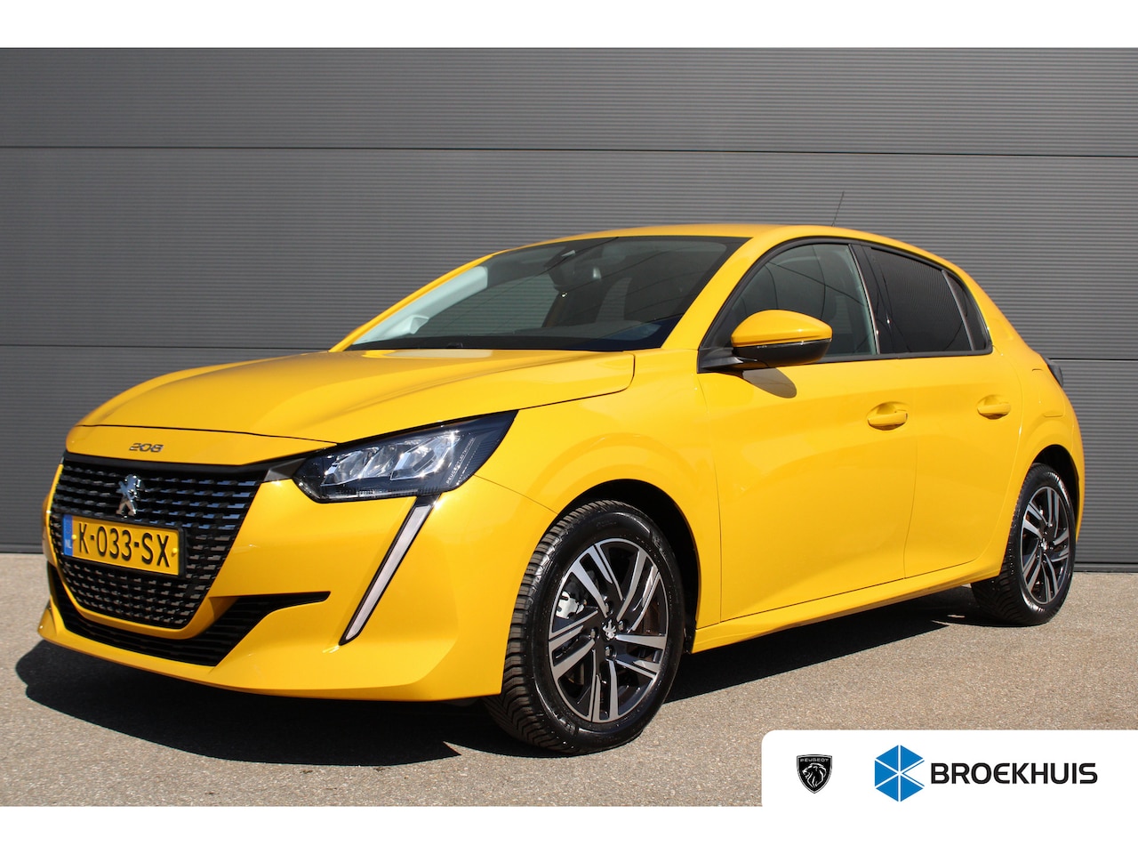 Peugeot 208 - 1.2 PureTech Allure Pack | Navi by app | Camera | 3D Instrumentenpaneel | All season | 1e - AutoWereld.nl