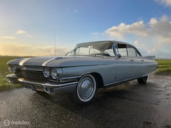 Cadillac Sixty Special - Fleetwood 6.4L V8 uit 1960
