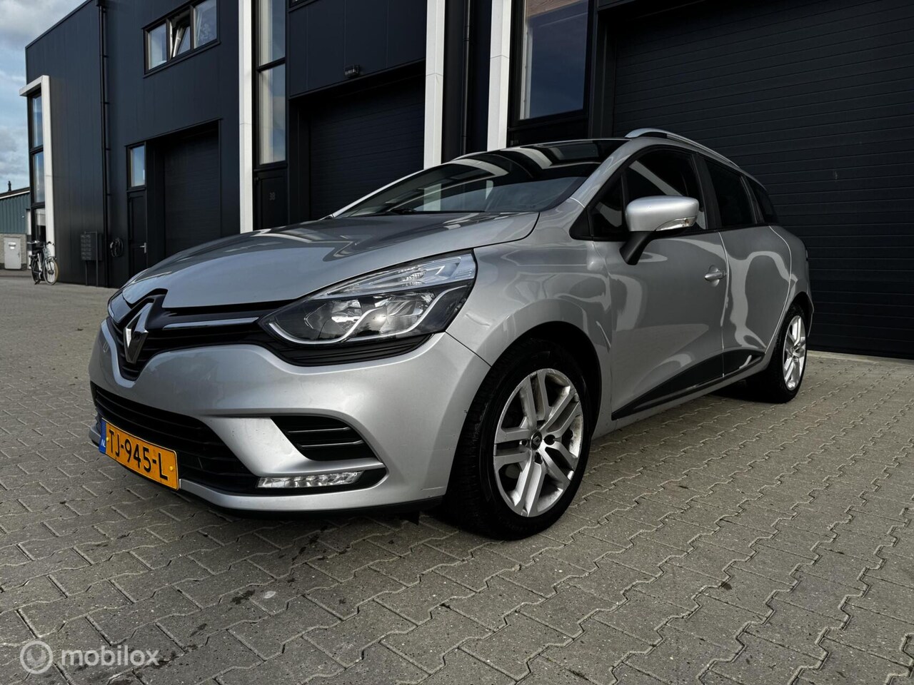 Renault Clio Estate - 0.9 TCe Zen 2018(NAP/AIRCO/APK) - AutoWereld.nl