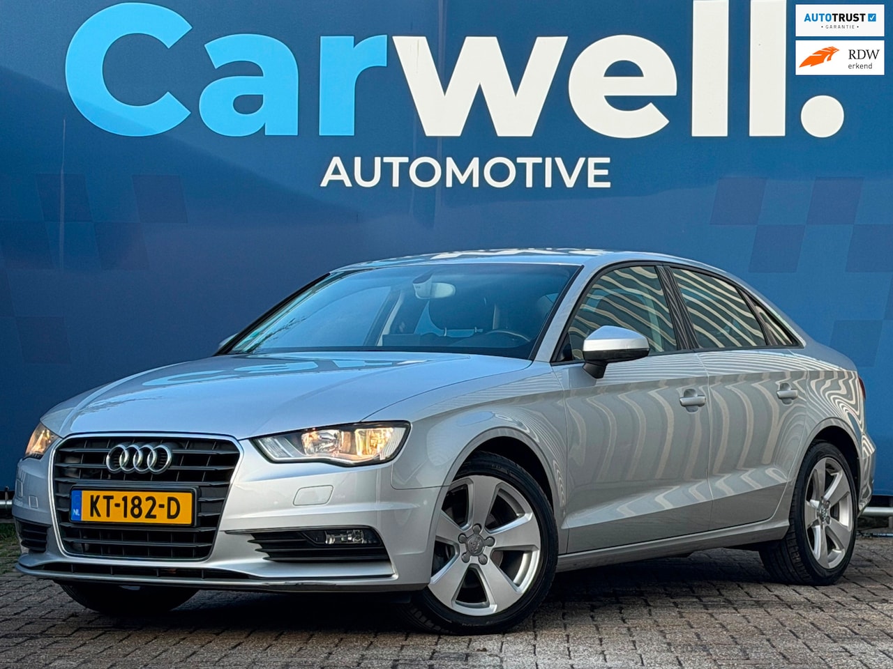 Audi A3 Limousine - 1.4 TFSI CoD Attraction Pro Line|1e Eigenaar|Navi|StoelVW|Climate|Cruise|PDC|ElekRamen|Iso - AutoWereld.nl