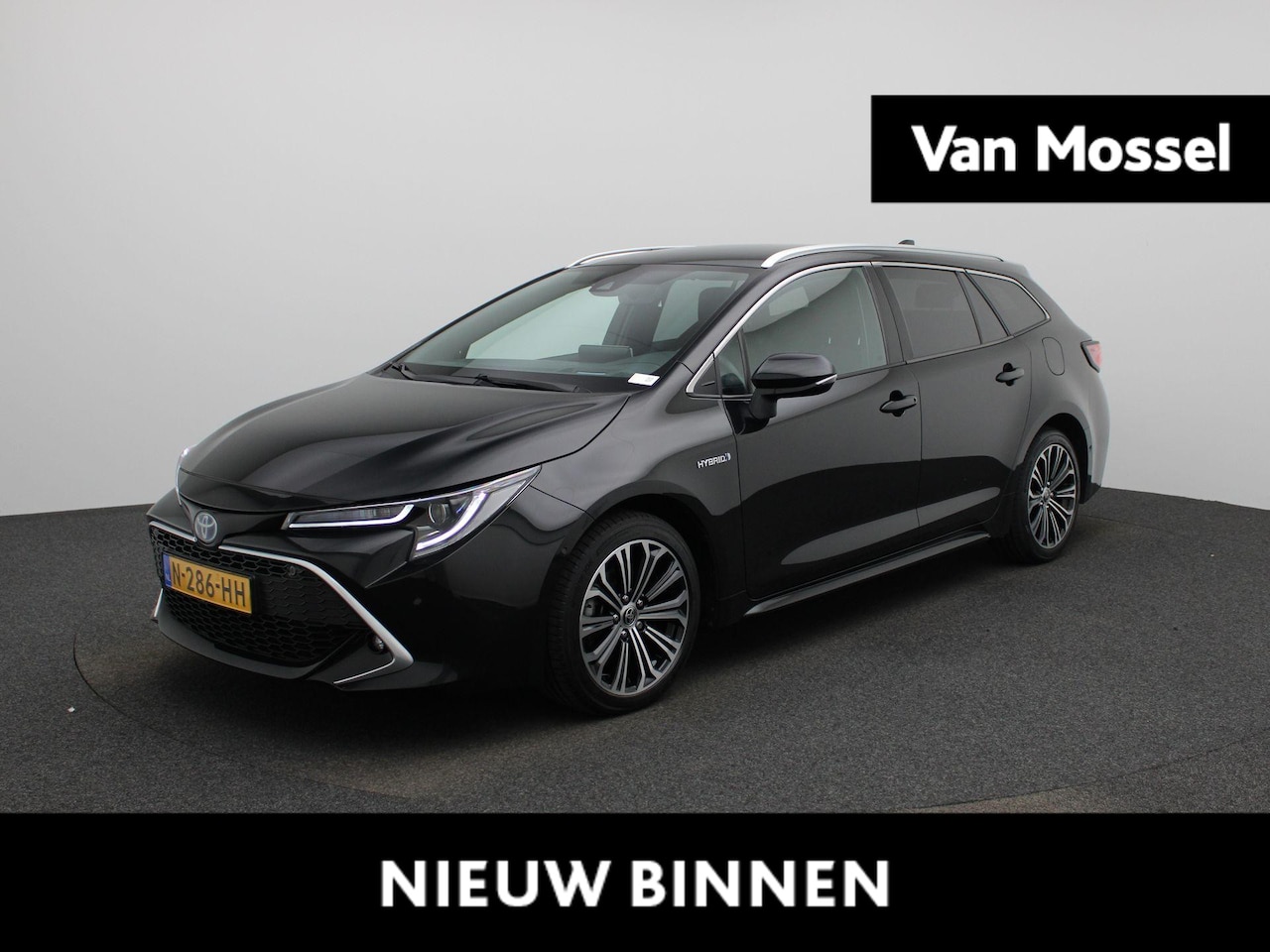 Toyota Corolla Touring Sports - 1.8 Hybrid Executive | Automaat | Stoel verwarming | Parkeer sensoren | DAB  | Camera | Cl - AutoWereld.nl