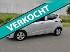 Hyundai i10 - 1.0i i-Drive 5 Drs met Airco en Nieuwe Koppeling