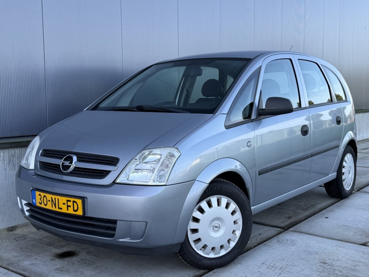 Opel Meriva - 1.6-16V 101PK / *NAP* / NW APK / Essentia edit. / 2003 - AutoWereld.nl
