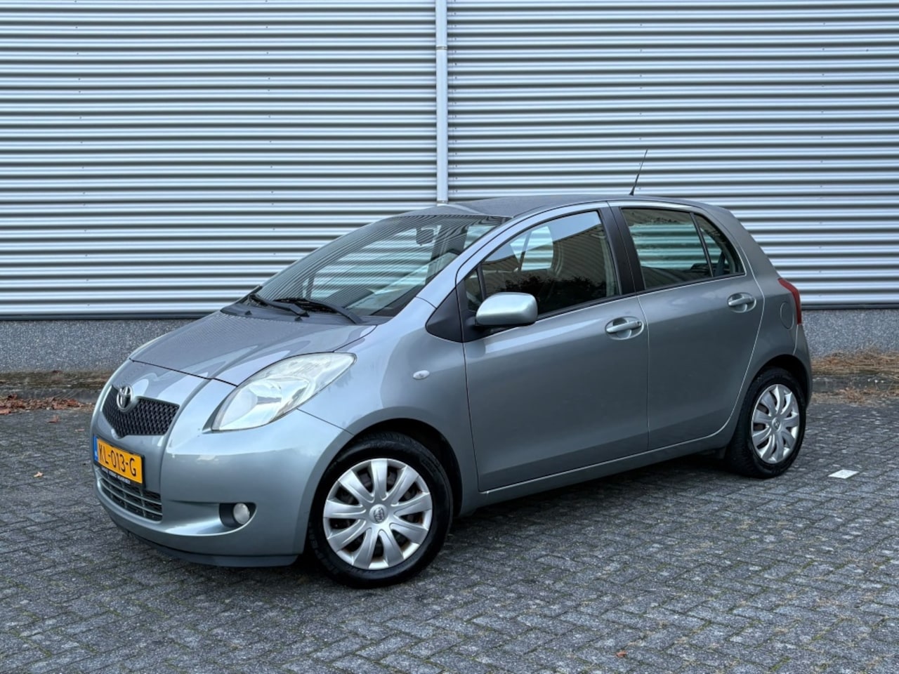 Toyota Yaris - 1.3 VVTi Executive AIRCO Nieuwe APK Elektr ramen - AutoWereld.nl