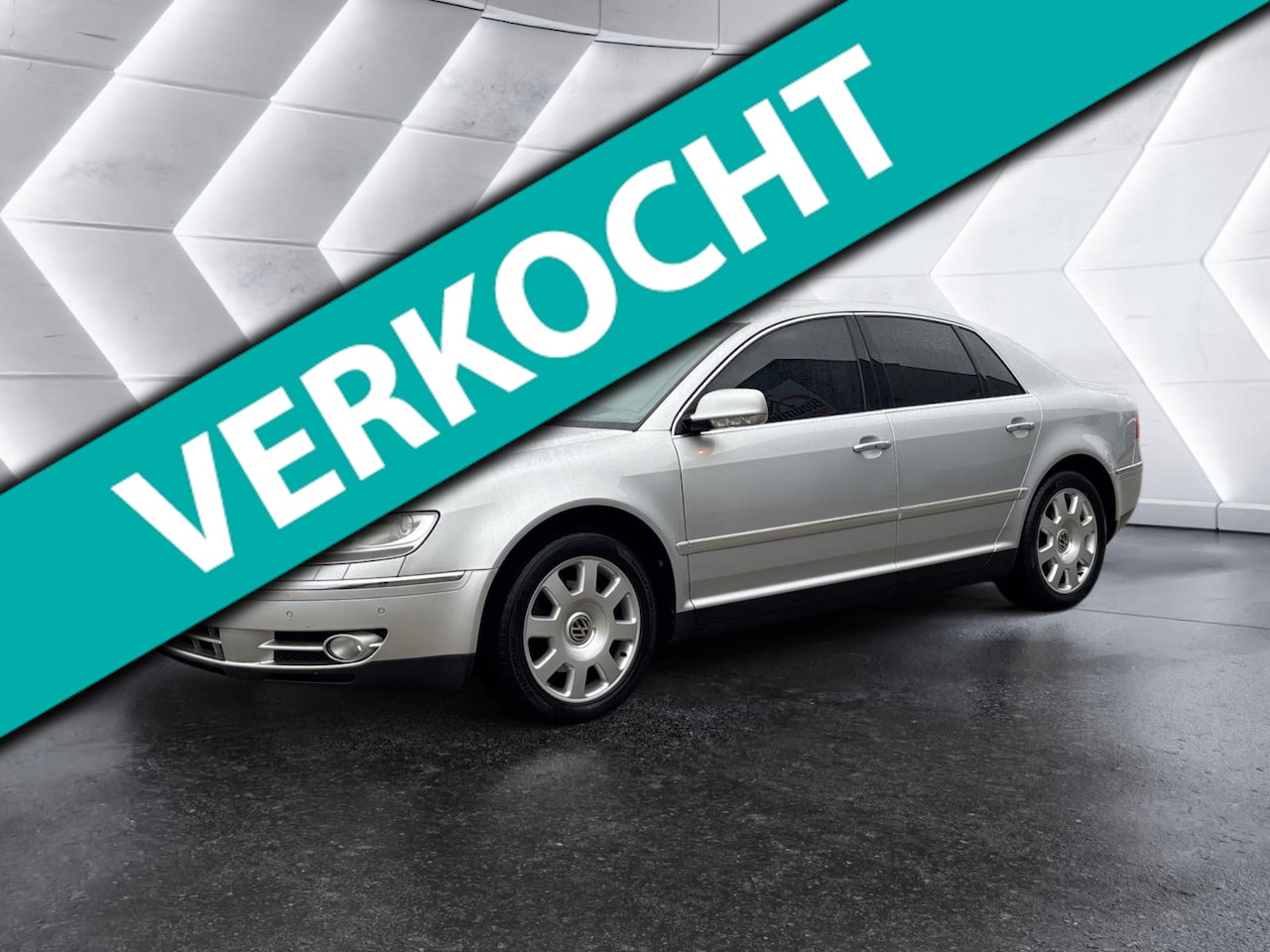 Volkswagen Phaeton - 3.2 V6 5p. | Automaat | Cruise | Clima | Lederen Bekleding | PDC Voor + Achter | Stoelverw - AutoWereld.nl