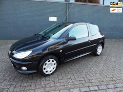 Peugeot 206 - 1.4 Forever