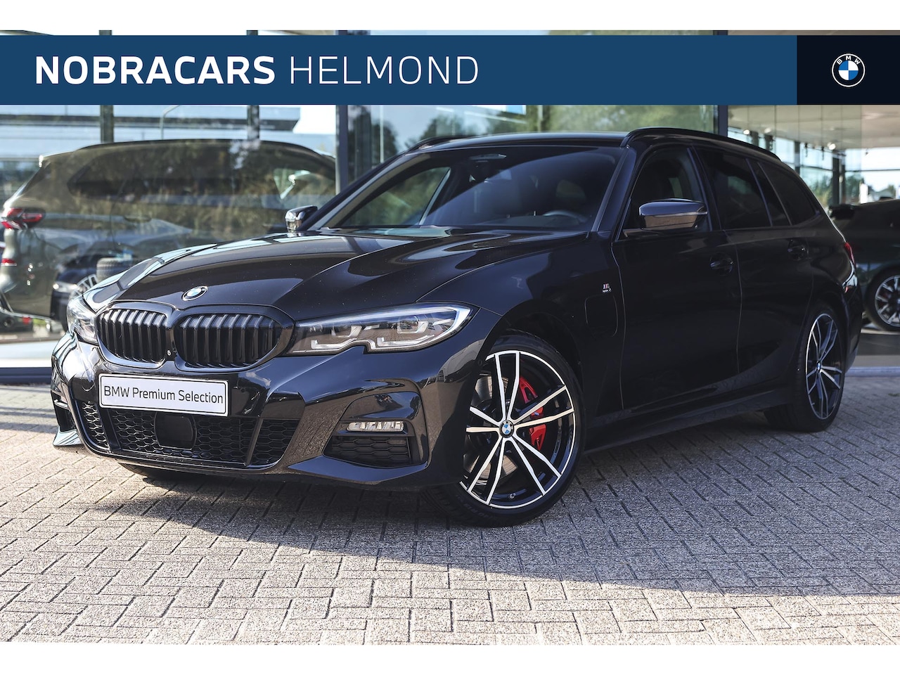 BMW 3-serie Touring - 330e High Executive M Sport Automaat / Trekhaak / Sportstoelen / Head-Up / Harman Kardon / - AutoWereld.nl