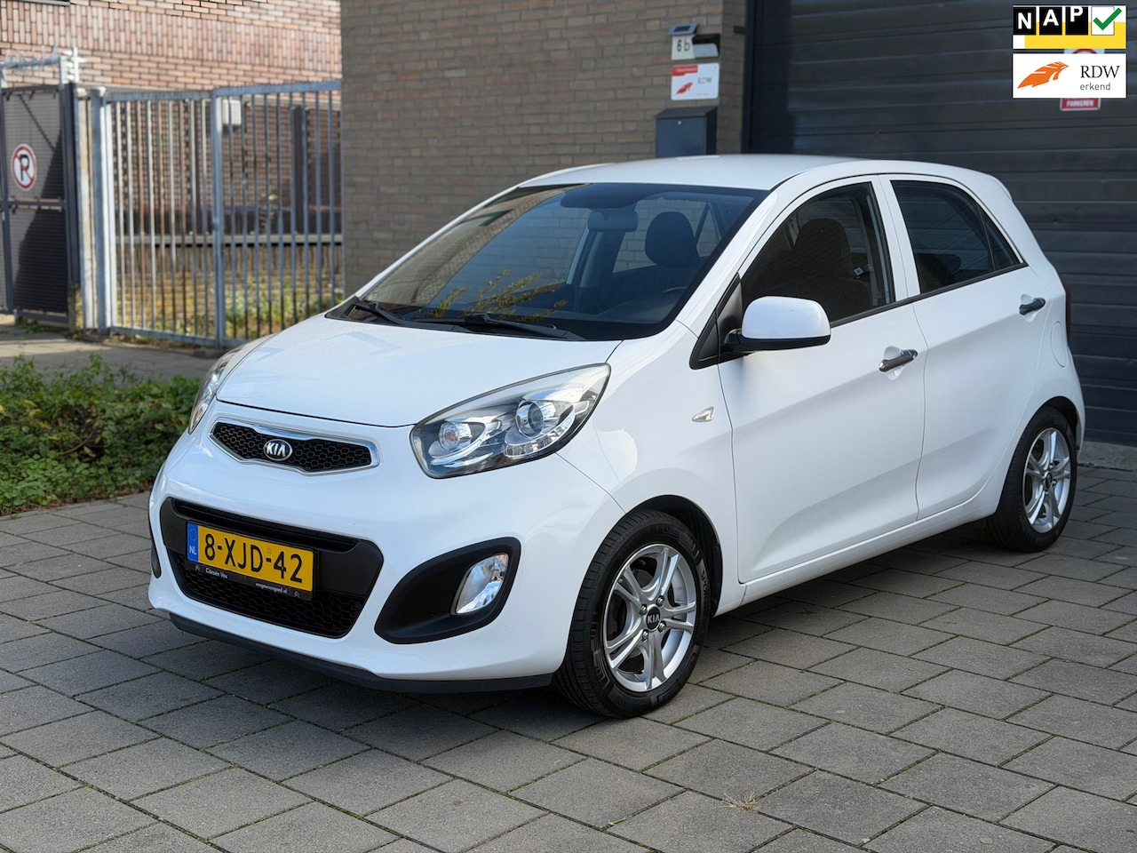 Kia Picanto - 1.0 CVVT BusinessLine Apk Airco NAVI Elektrische pakket - AutoWereld.nl
