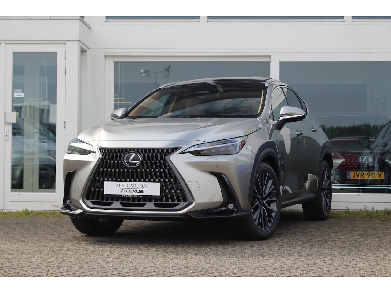 Lexus NX - 450h+ AWD President Line 450h+ AWD President Line - AutoWereld.nl