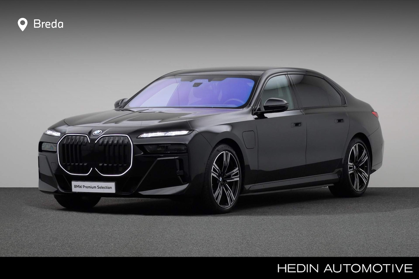 BMW 7-serie - 750e xDrive | M-sport Pro. | BMW Iconic Glow nierengrille | Stoelventilatie | Massagestoel - AutoWereld.nl