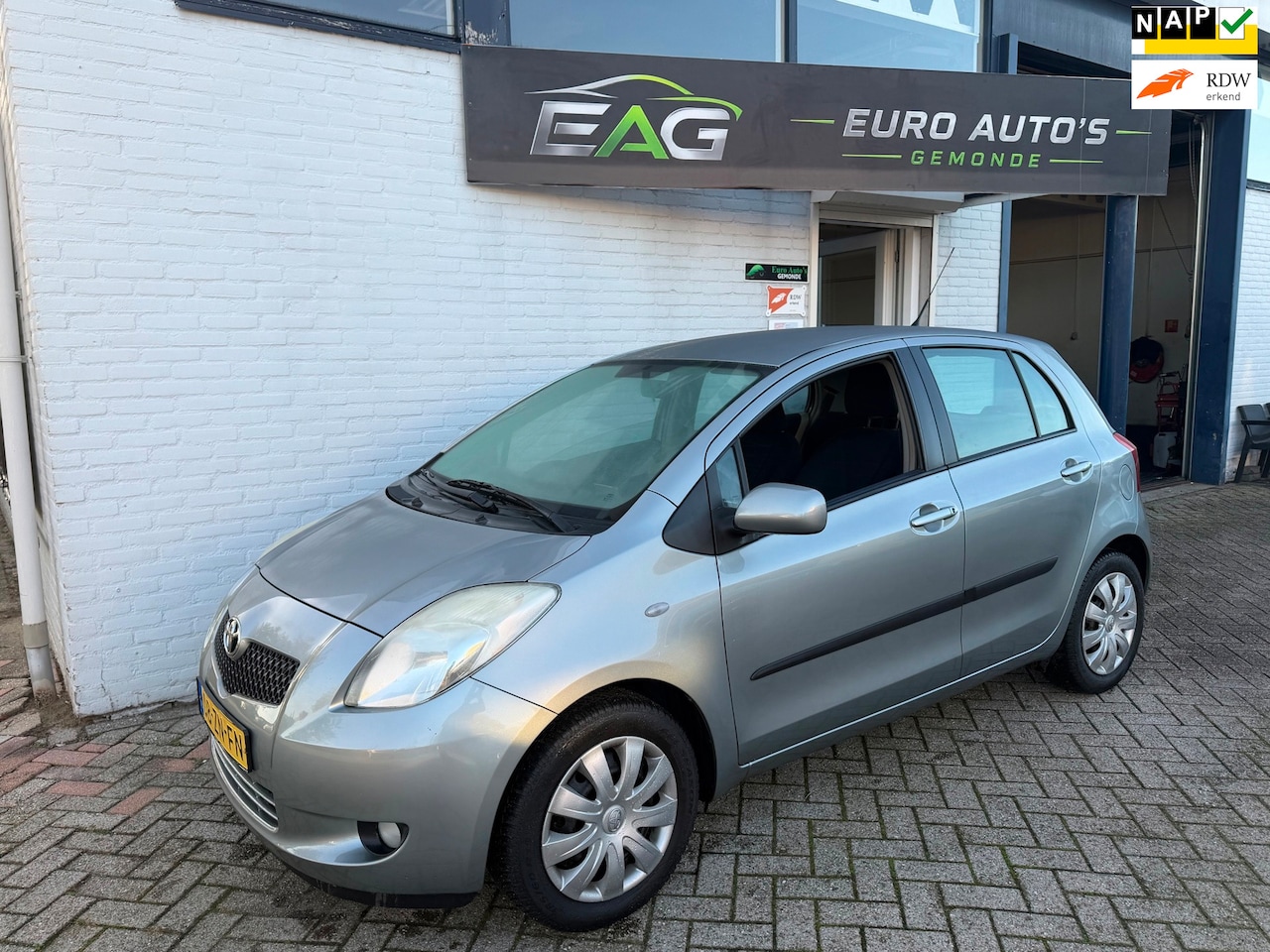Toyota Yaris - 1.3 VVTi Sol AIRCO DEALER ONDERHOUDEN - AutoWereld.nl