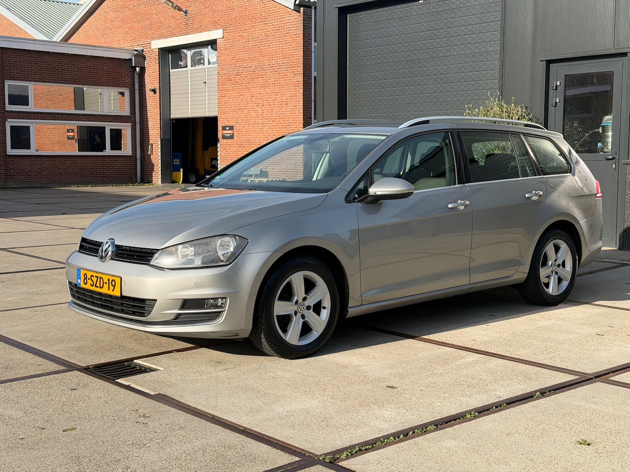 Volkswagen Golf Variant - 1.2 TSI Highline Cruise Navi Trekhaak - AutoWereld.nl