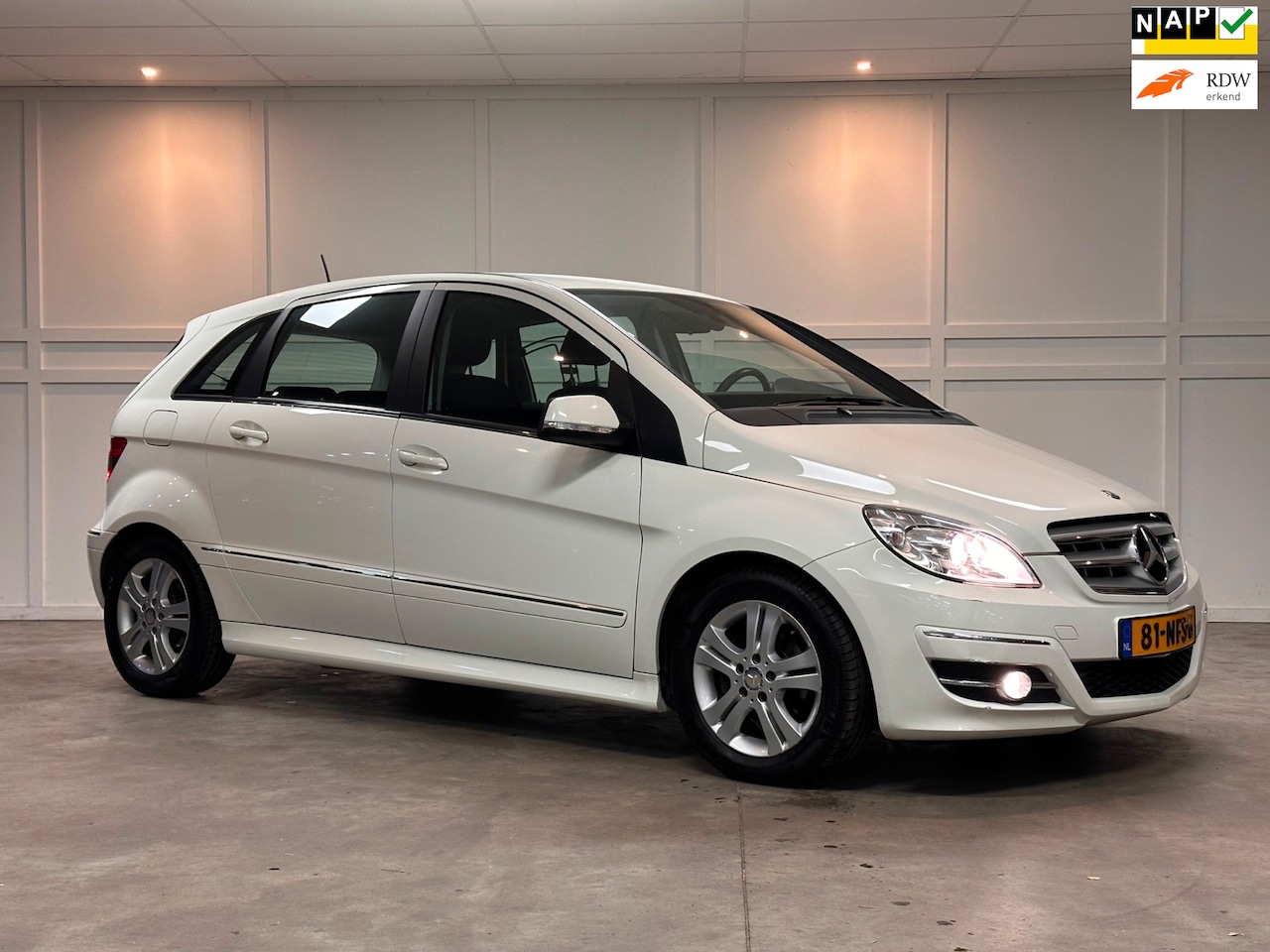 Mercedes-Benz B-klasse - 150 Business / Automaat / 116DKM NaP / Hoge instap - AutoWereld.nl