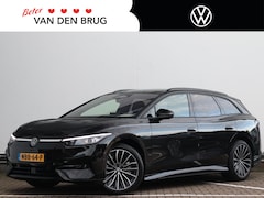 Volkswagen ID.7 - Limited Edition Plus 77 kWh accu 210 kW / 286 PK V | Head up display | Trekhaak | Stoel st