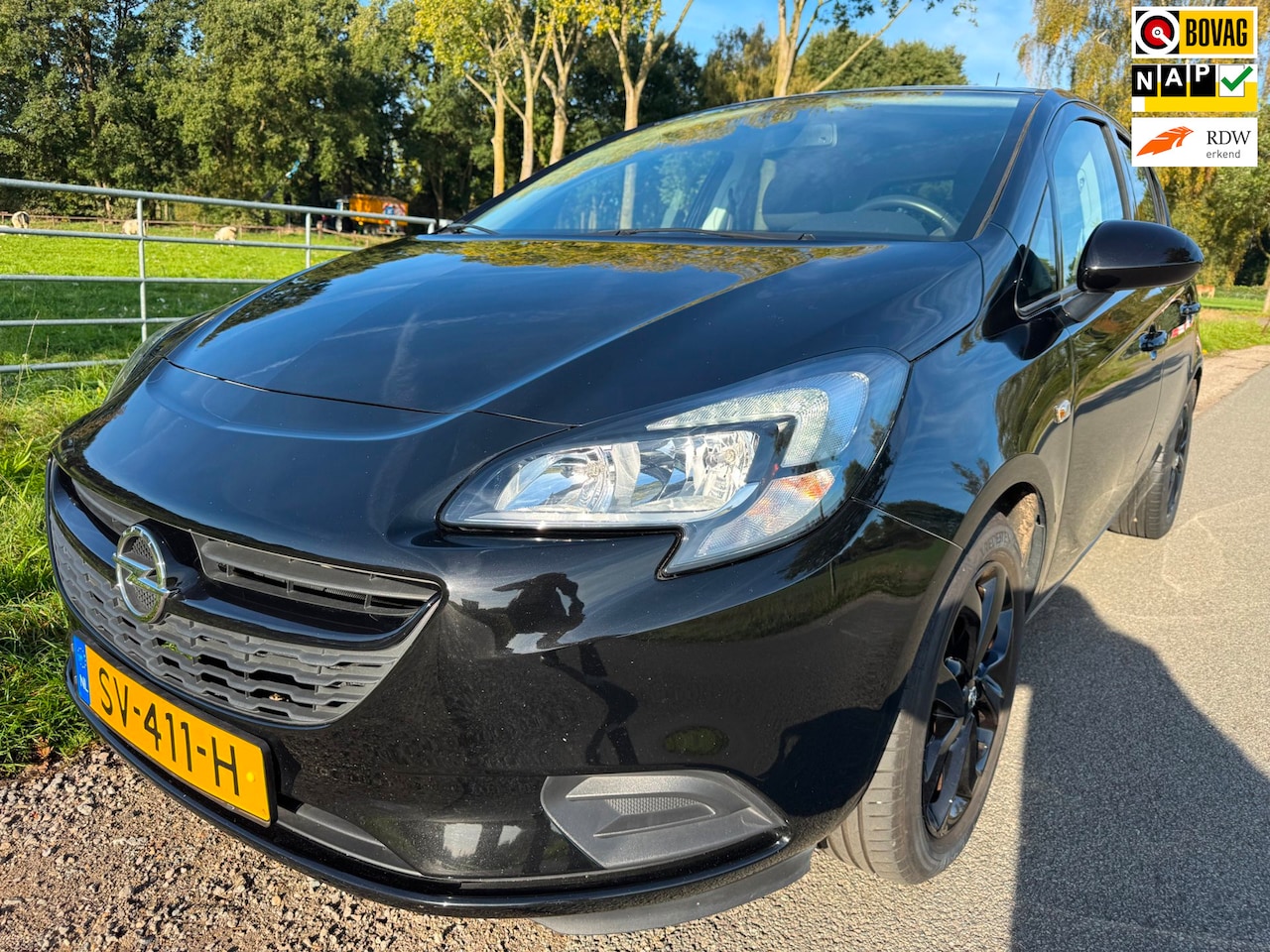 Opel Corsa - 1.4 Black Edition top onderhouden|Apple CarPlay/Android auto - AutoWereld.nl