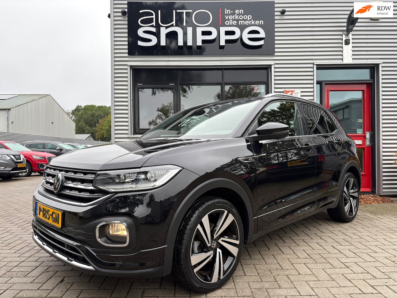 Volkswagen T-Cross - 1.0 TSI R-Line -VIRTUAL COCKPIT-DODE HOEK-STOELVERWARMING-FULL LED-18'' LMV-CLIMA-ADAPTIVE - AutoWereld.nl