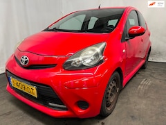 Toyota Aygo - 1.0 VVT-i Comfort - Schade