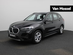 BMW X1 - xDrive25e Executive | ACHTERUITRIJCAMERA | ELEKTRISCHE KOFFERKLEP | STOELVERWARMING | TREK