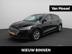 Ford Focus - 1.0 EcoBoost Hybrid Titanium
