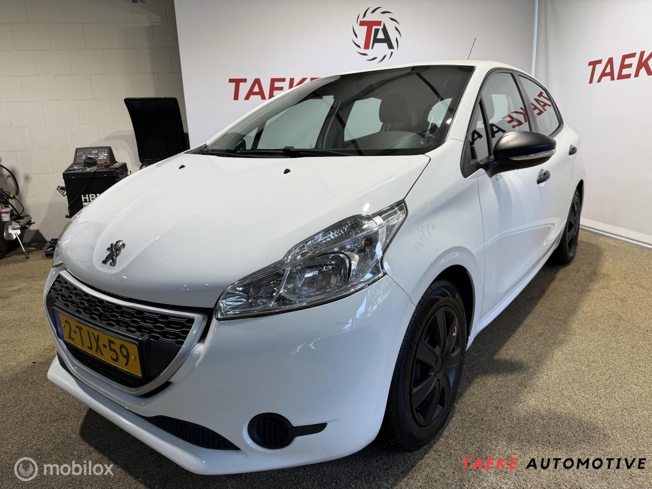 Peugeot 208 - 1.0 VTi Access AIRCO/APK/NAP - AutoWereld.nl