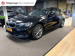 BMW 3-serie Touring - 330e Business Edition Plus / trekhaak / sportstoelen / cruise
