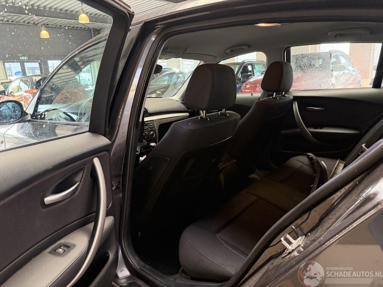 BMW 1-serie - 116i Business Line NAP!