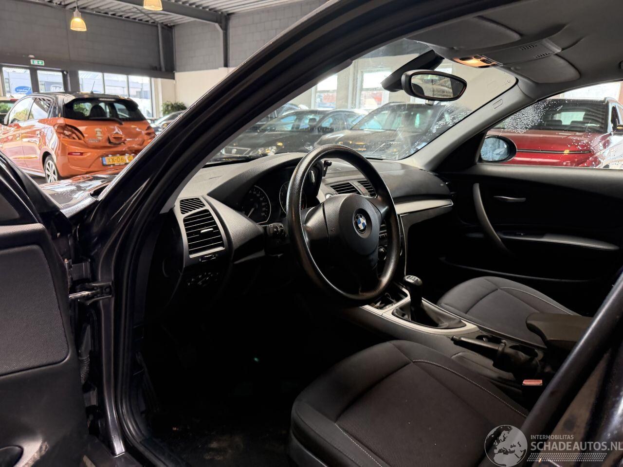 BMW 1-serie - 116i Business Line NAP!