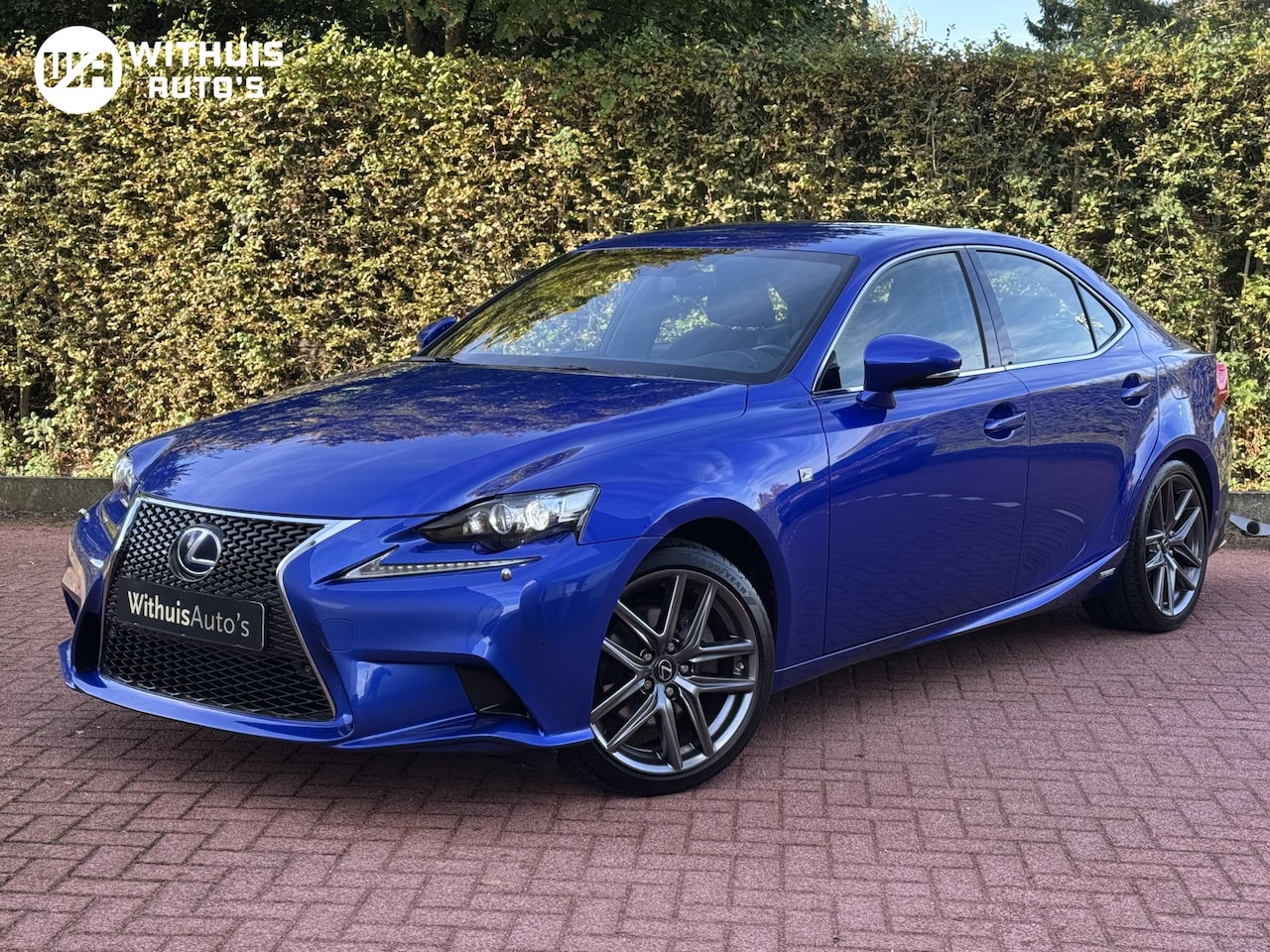 Lexus IS - 300h F Sport Line Mark Levinson VOL DEALER ONDERHOUDEN - AutoWereld.nl
