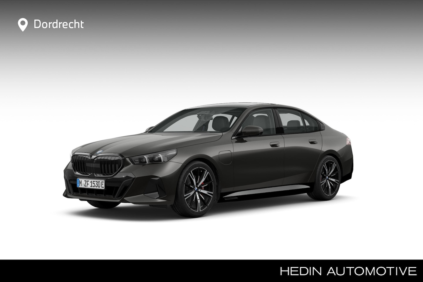 BMW 5-serie - 530e M-Sport Pro | Panorama | Trekhaak - AutoWereld.nl
