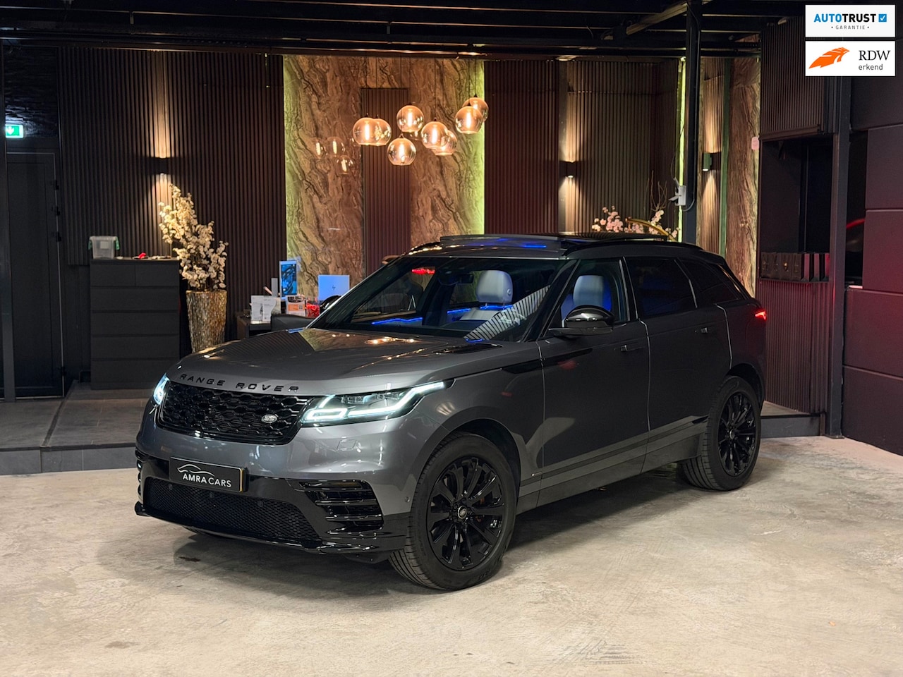 Land Rover Range Rover Velar - 2.0 P300 Turbo AWD HSE R-Dynamic|Pano|Bomvol! - AutoWereld.nl