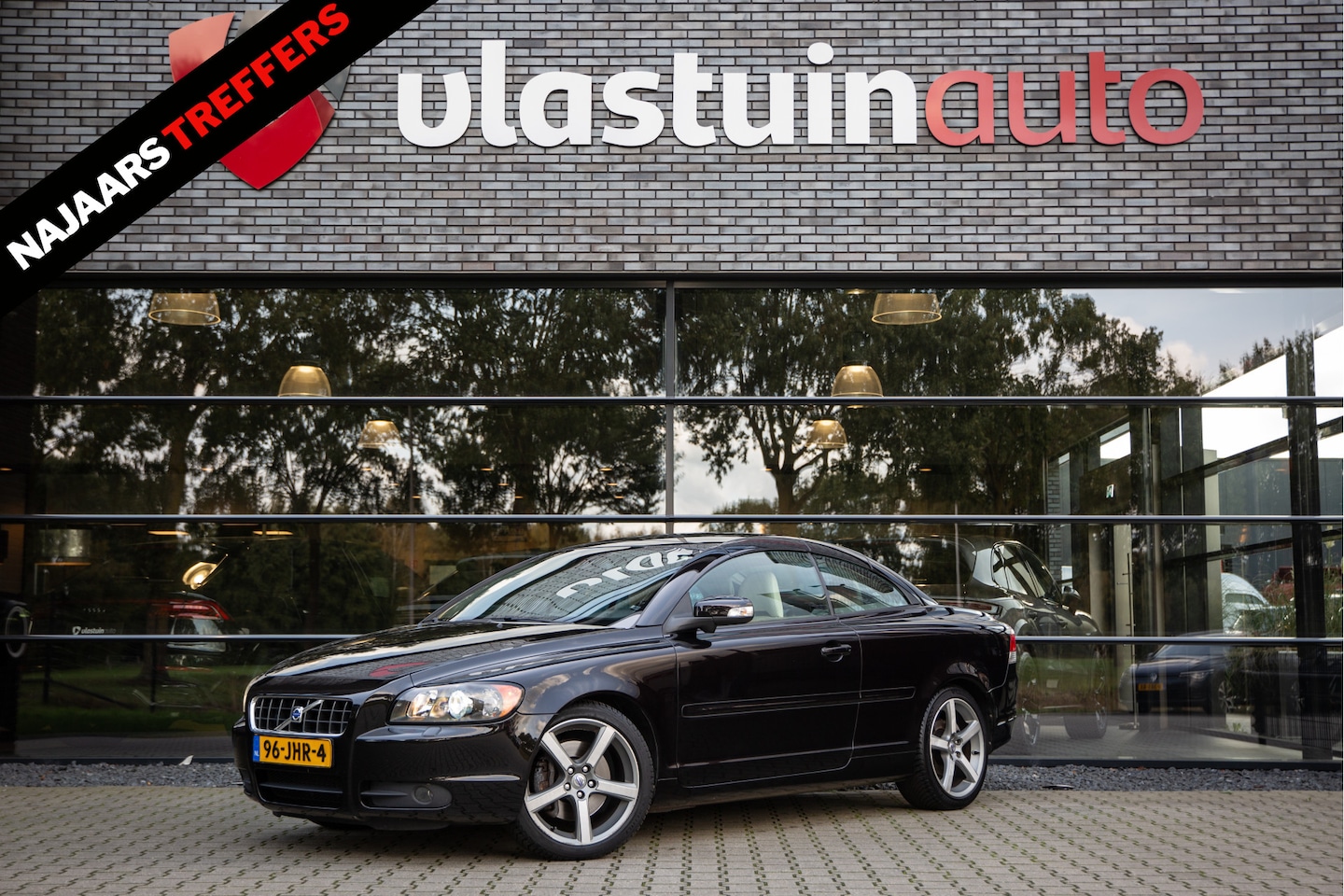 Volvo C70 Convertible - 2.4i Tourer 2.4i Tourer , Carplay, Dealer OH, Leder, Stoelverwarming - AutoWereld.nl