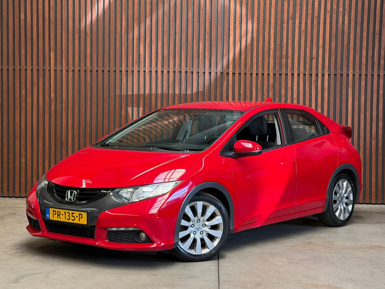 Honda Civic - 1.4 S Climate-Cruise-Camera-Elek.Pakket-Trekhaak - AutoWereld.nl