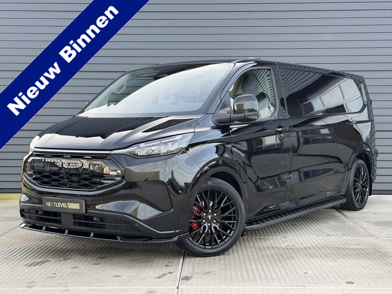 Ford Transit Custom - E-Transit 340 L2H1 Limited 71 kWh 218 PK | Next Level Edition | B&O Audio | 360 Camera | D - AutoWereld.nl