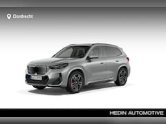 BMW iX1 - eDrive20 67 kWh | M-Sport Pro | Trekhaak | 19"
