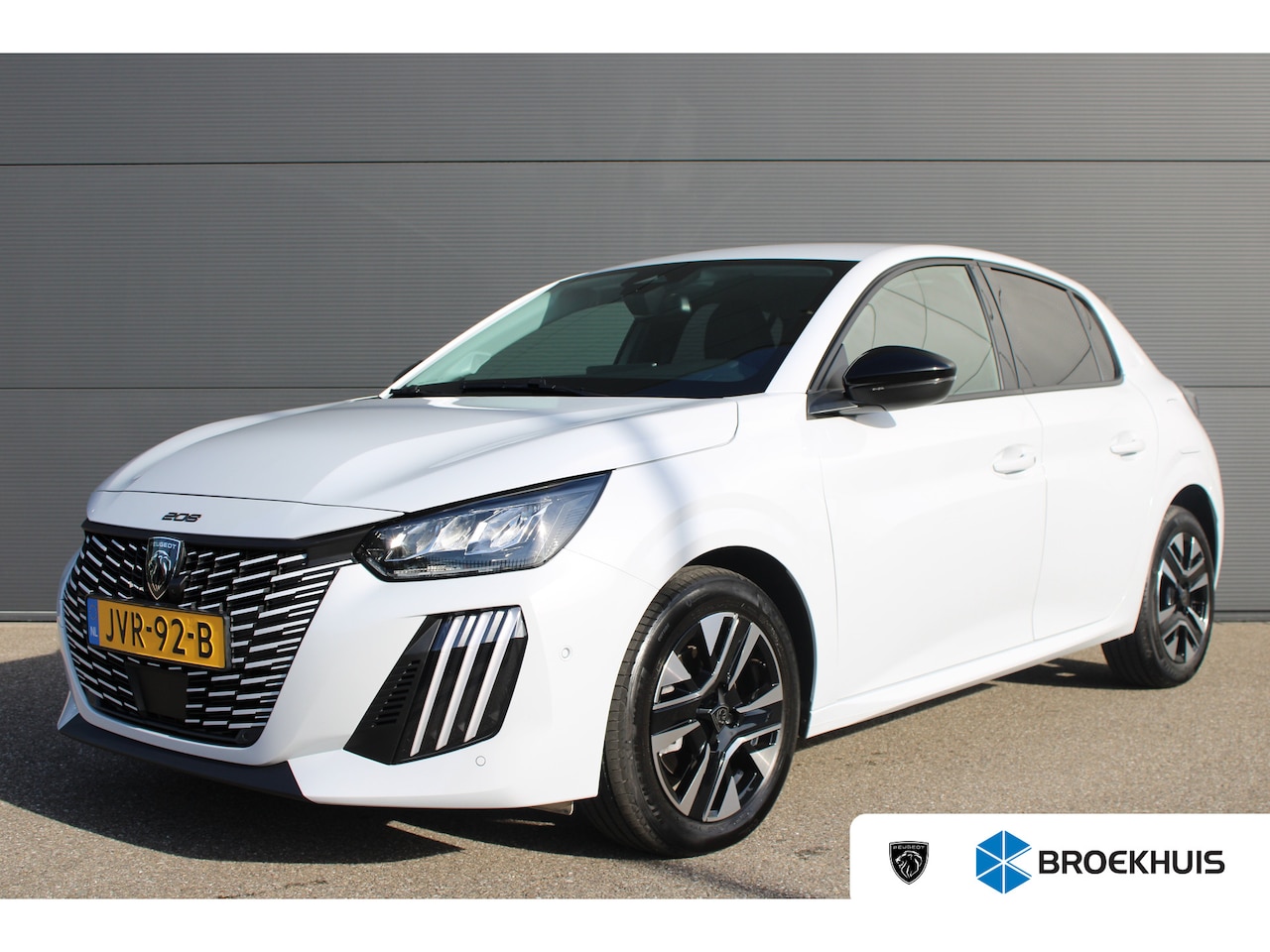 Peugeot 208 - 1.2 Hybrid 110 e-DCS6 Allure | Automaat | Navigatie | Camera voor + achter | Apple carplay - AutoWereld.nl
