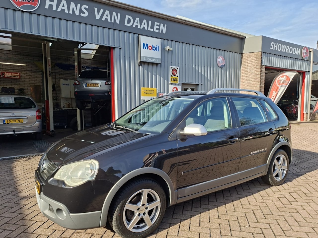 Volkswagen Polo - 1.4-16V Cross 1.4-16V Cross - AutoWereld.nl